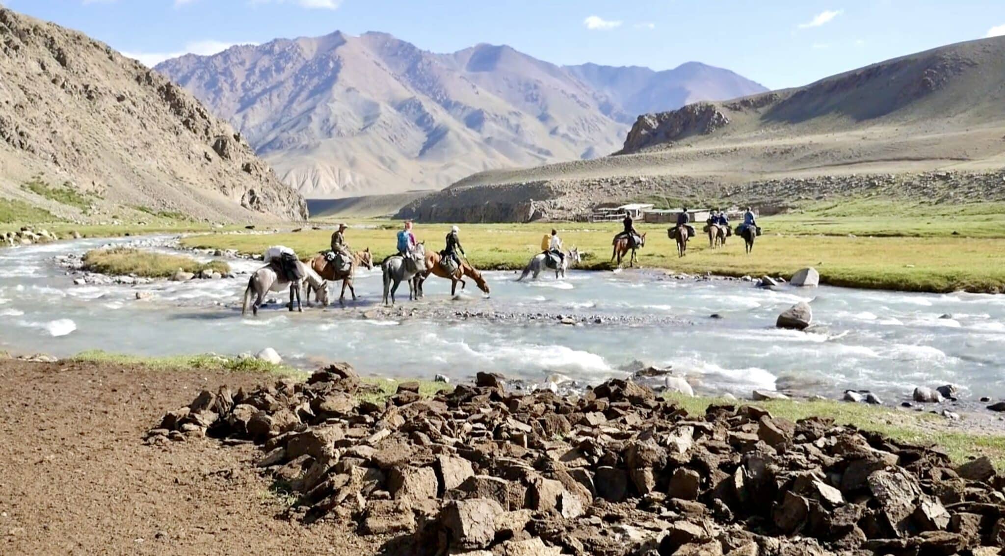 Kyrgyzstan snow leopard expedition